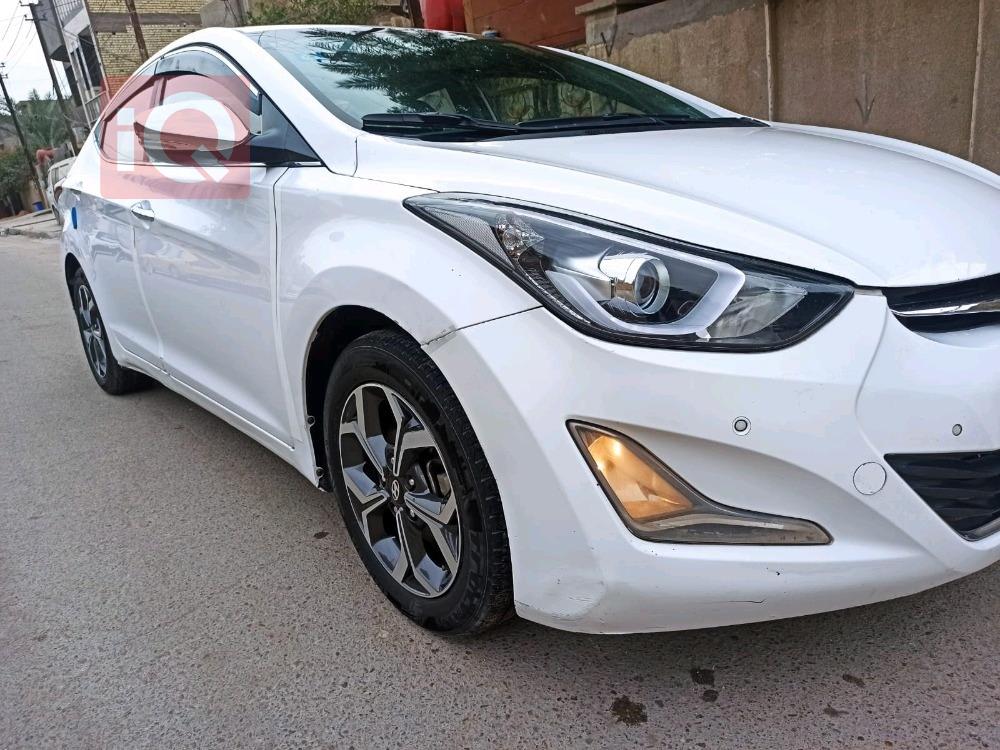 هیۆندای ئەلەنترا